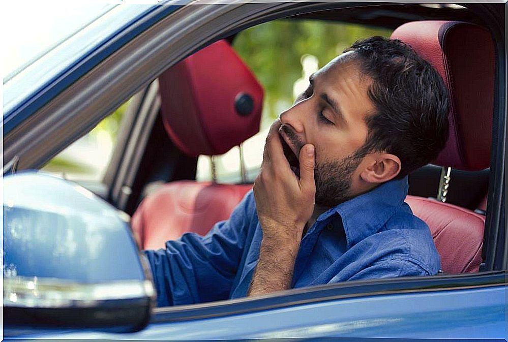 9 keys to avoid sleeping while driving