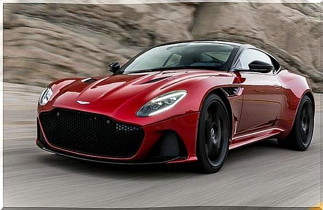 Aston Martin DBS Superleggera