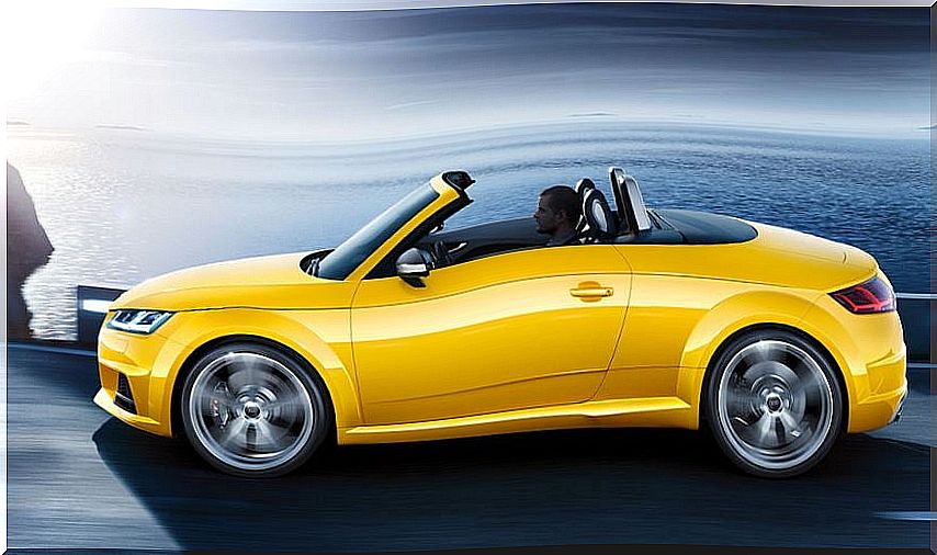 New Audi TT 2018 roadster.