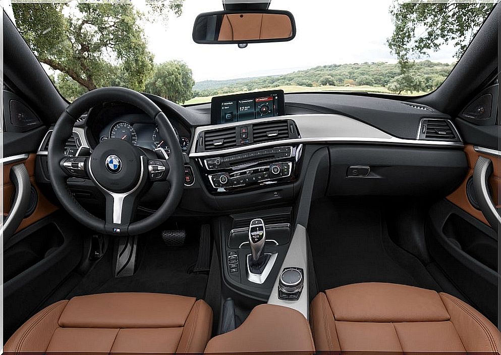 BMW 4 Series: interior