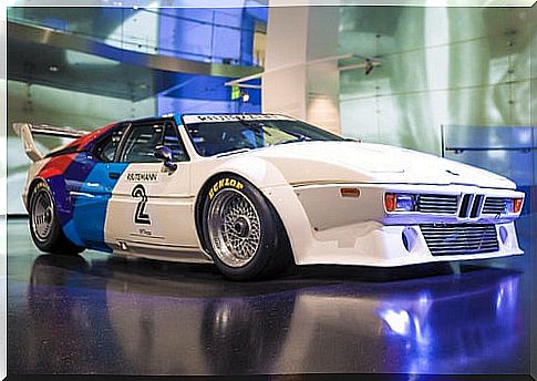 BMW M1: competition