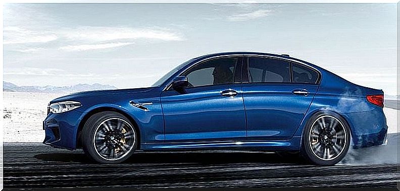 BMW M5 2018 new sports saloon