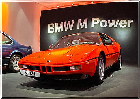 BMW M1: front