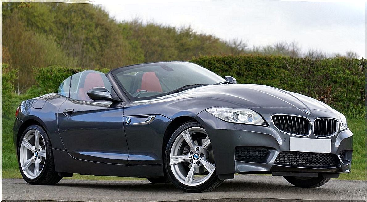 BMW Z4: the attractive German roadster