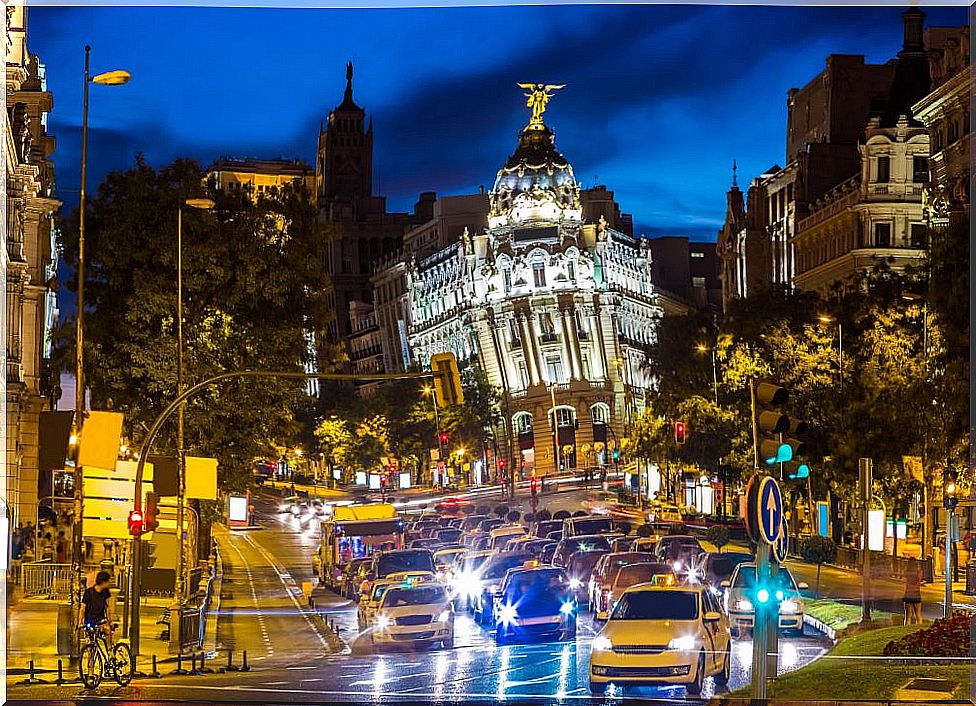 Discover the age of the Spanish car park