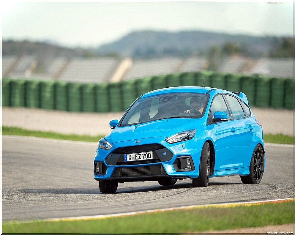 Ford Focus RS, the 'king' of drift