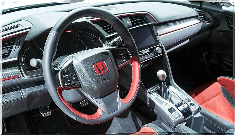 Honda Civic Type-R two-color interior