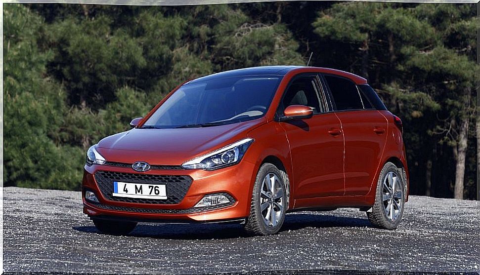 Hyundai i20, boasts compact airs