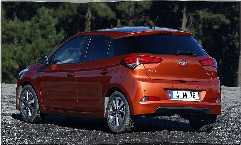 alt = "New hyundai i20 2014"