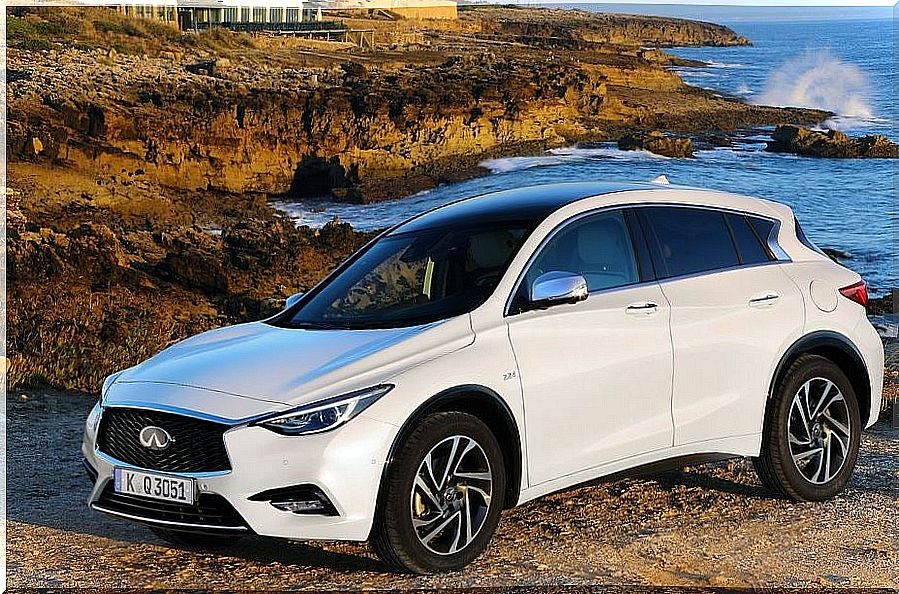 Infiniti Q30, the forgotten premium