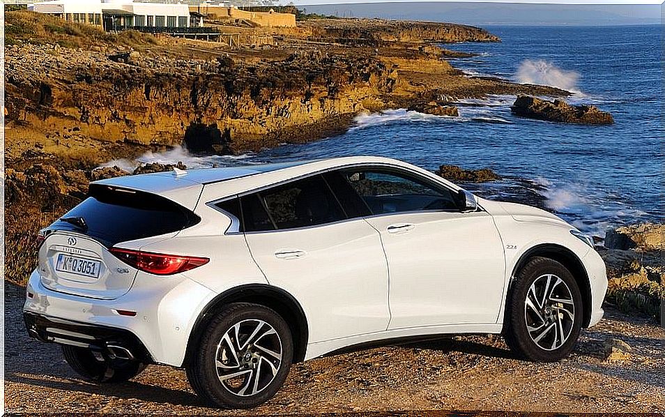 New Infiniti Q30.