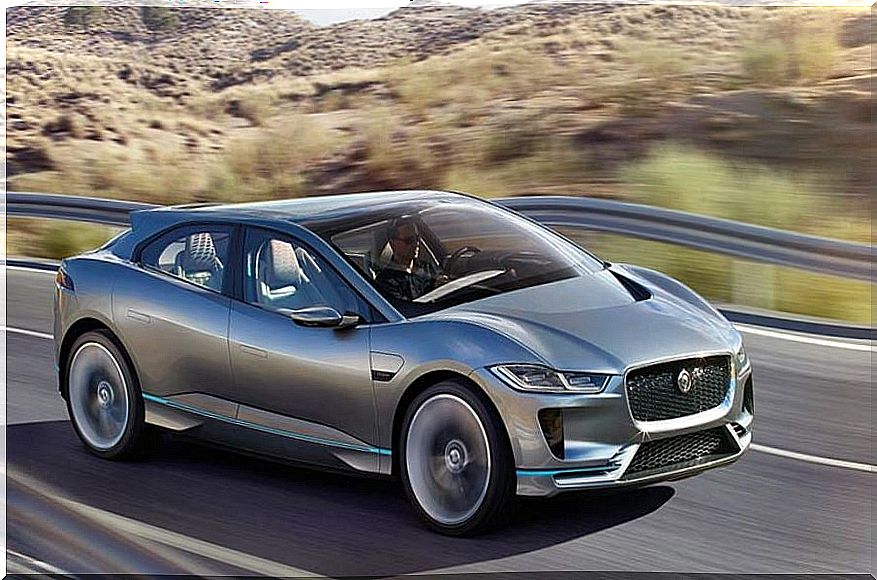 Jaguar I-Pace: English luxury comes to electric