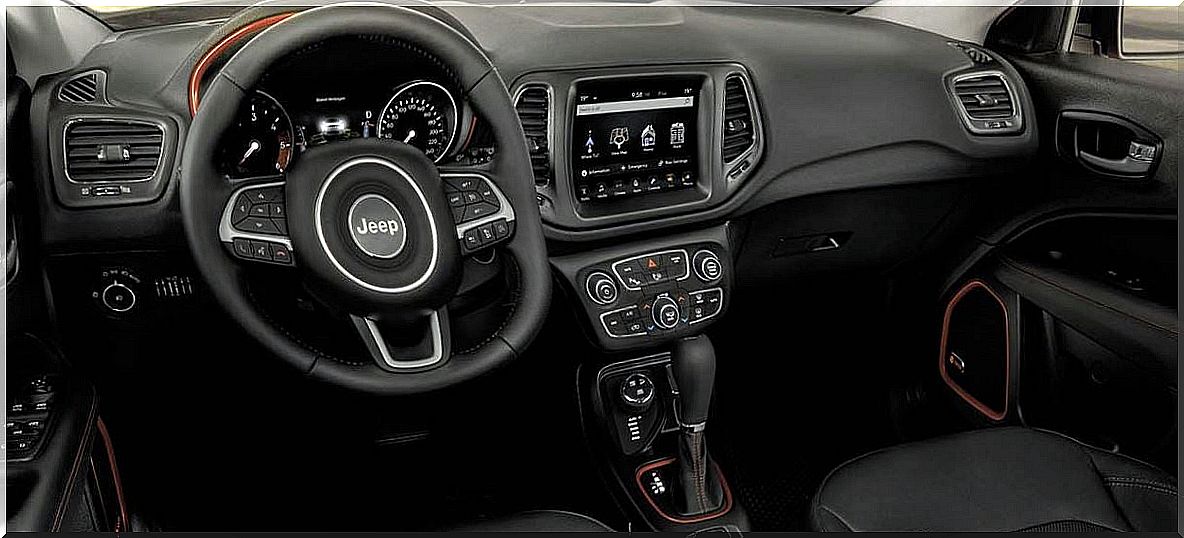 Image of the interior of the new Jeep Compass