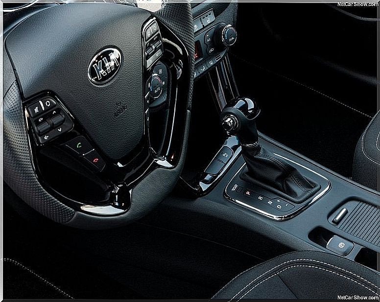 Kia Cee'd Sportswagon: interior