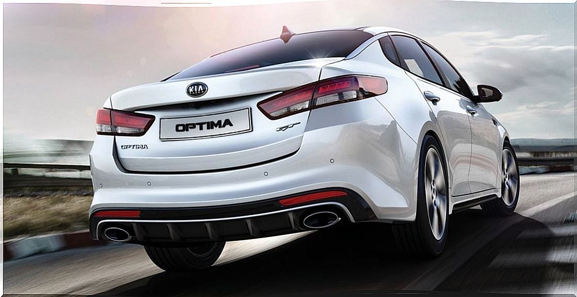 Kia optima GT saloon 2017 2018 redesign new car