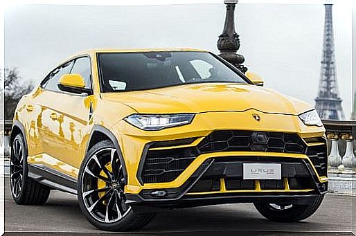 Lamborghini Urus design.