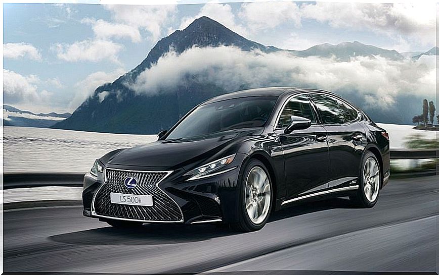 Lexus LS: the possible Japanese flagship