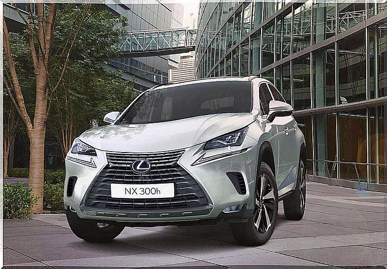 Lexus NX: the facelift of the Japanese SUV