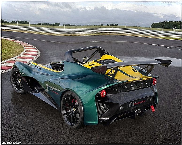 Lotus 3-Eleven: rear