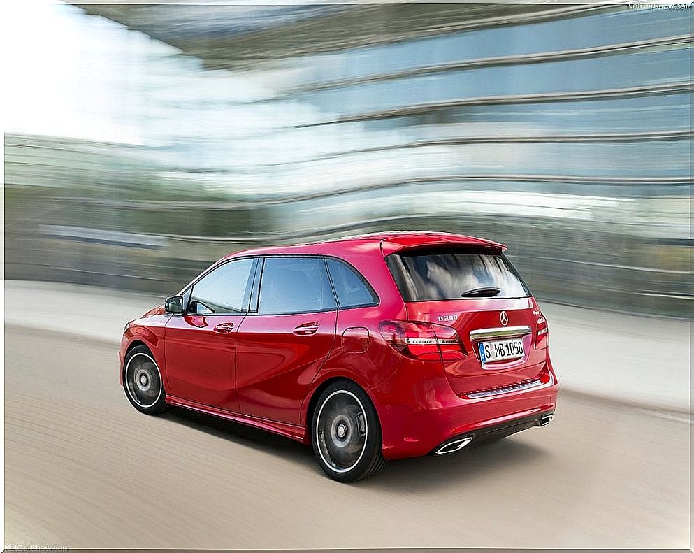 Mercedes B-Class Sports Tourer: rear