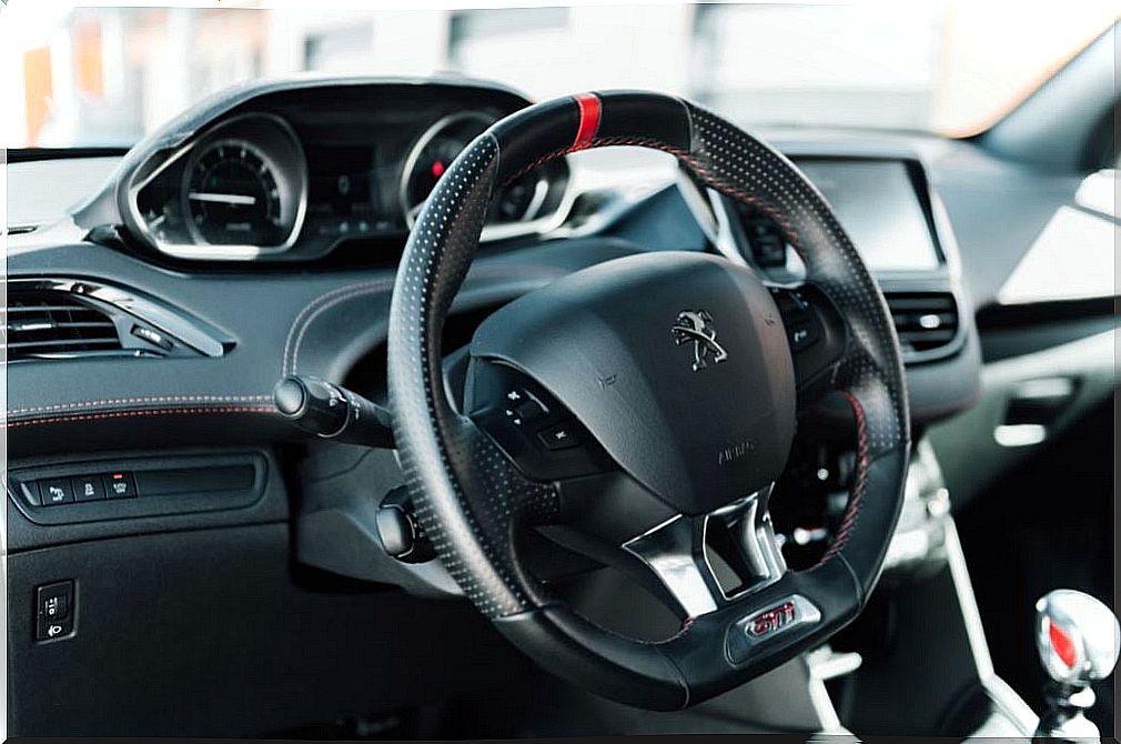 Inside view of the Peugeot 208 GTi