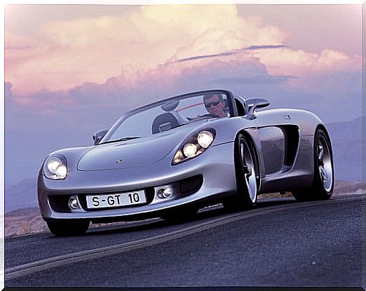 Porsche Carrera GT: front