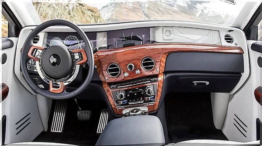 Interior of the new 2018 Rolls-Royce.