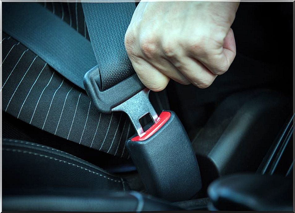 The invention of the seat belt and its implementation in all vehicles on the market have dramatically reduced deaths and injuries from car accidents.