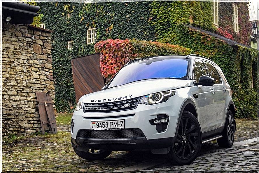 Best off-road cars on the market Land Rover Discovery 