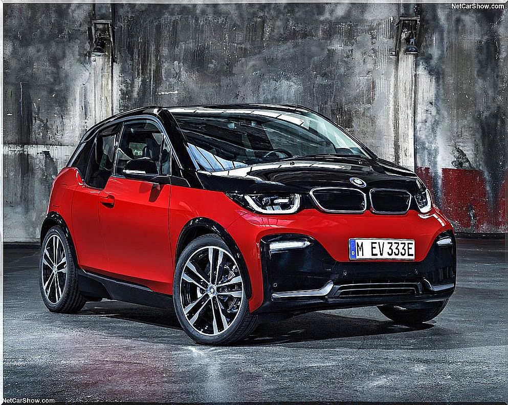 BMW i3: front