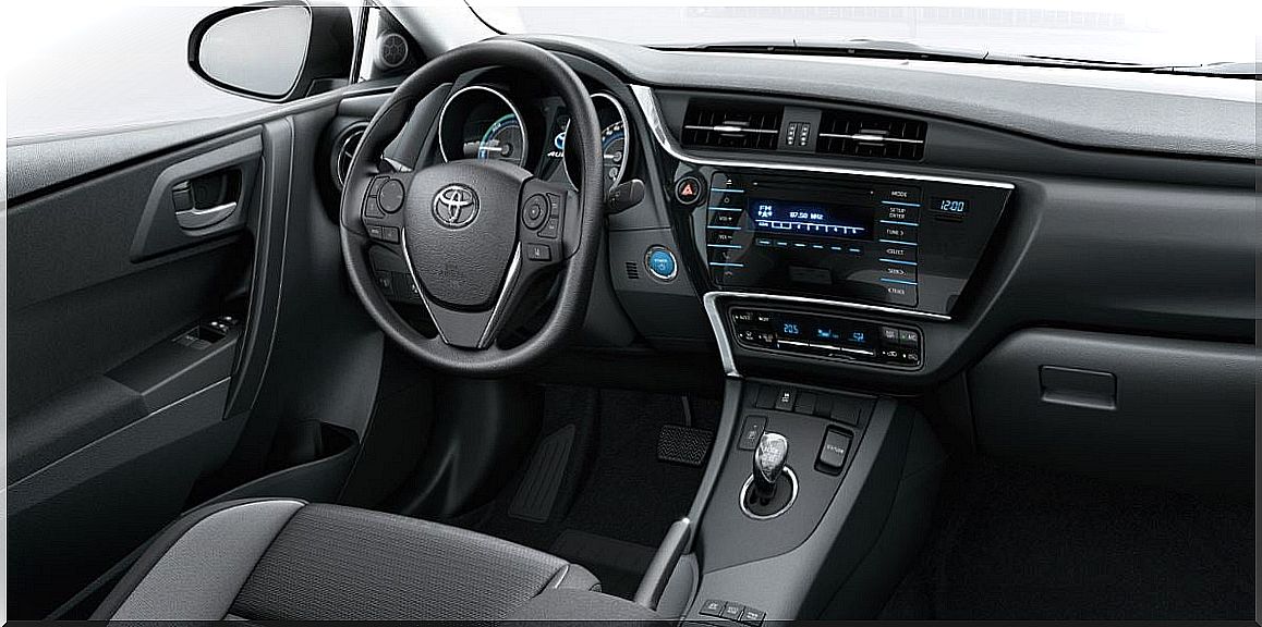 Interior of the new version of the Toyota auris