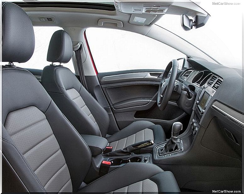 Volkswagen Golf Alltrack: interior