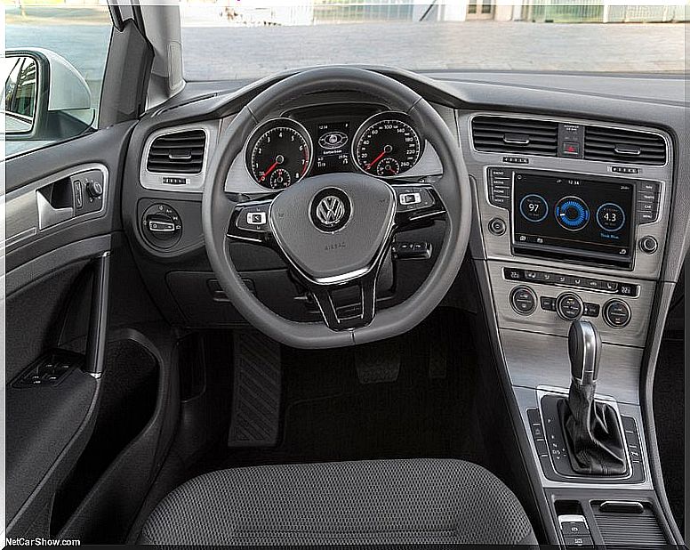 Volkswagen Golf Variant: interior