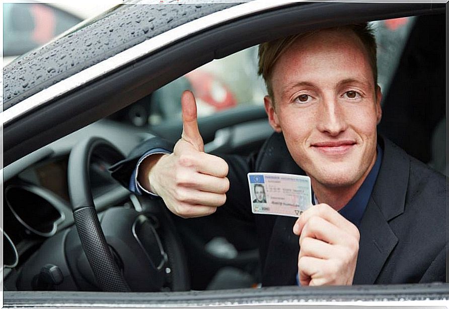 When are the 15 points of the driving license awarded?