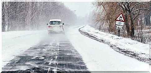 Tips for the car in snow: precautions